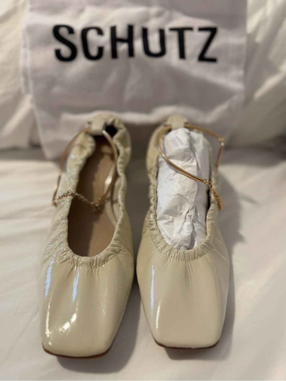 SCHUTZ Cream Patent Leather Ballet Flats with Gold Anklet Detail